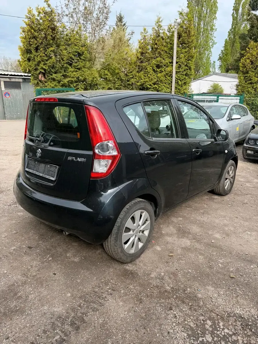 Gebraucht Suzuki Splash 86 PS (63 kW) 2009 Schwarz Kleinwagen
