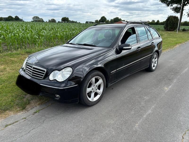 Schwarz Gebraucht 2005 Mercedes C220 Avantgarde Kombi | 1.200 € (Superpreis) - Bild 1/4
