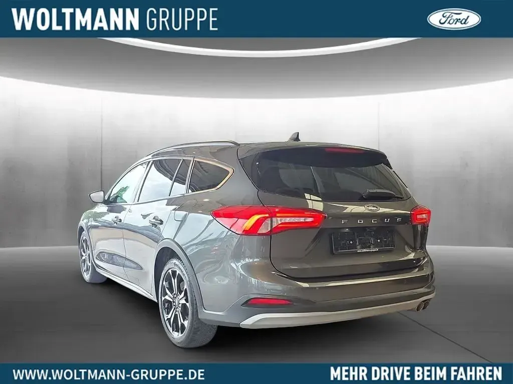 Gebraucht Ford Focus Active 150 PS (110 kW) 2020 Magneticgrau (metallic) Limousine