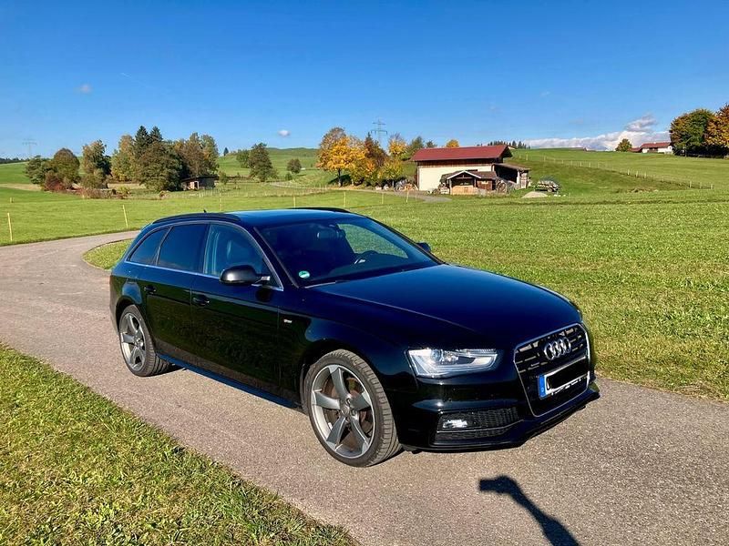 Schwarz Gebraucht 2015 Audi A4 S-Line Kombi | 16.500 € (Fairer Preis) - Bild 1/4