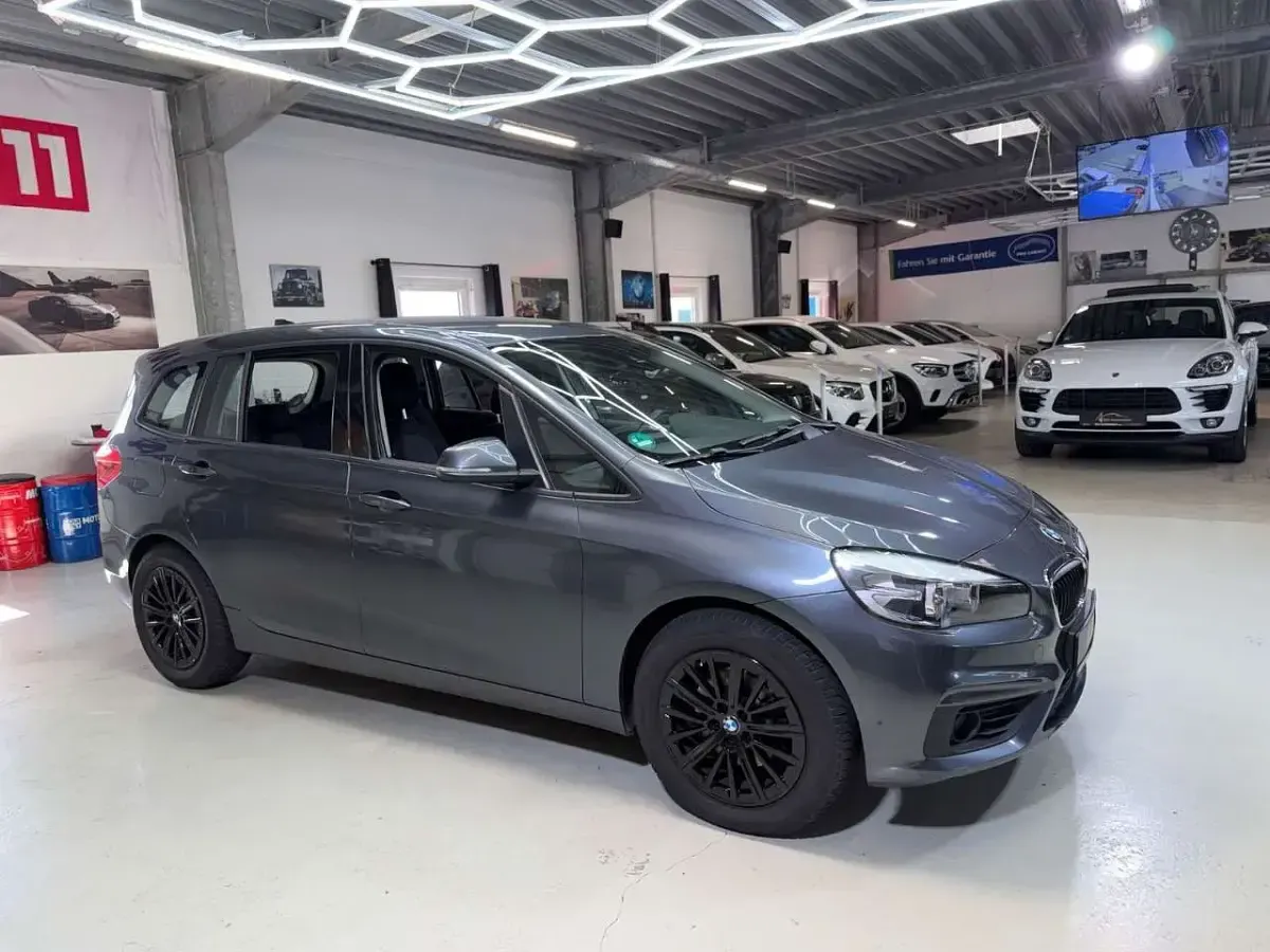 Gebraucht BMW 218 Gran Tourer 136 PS (100 kW) 2015 Mineralgrau Van / Kleinbus
