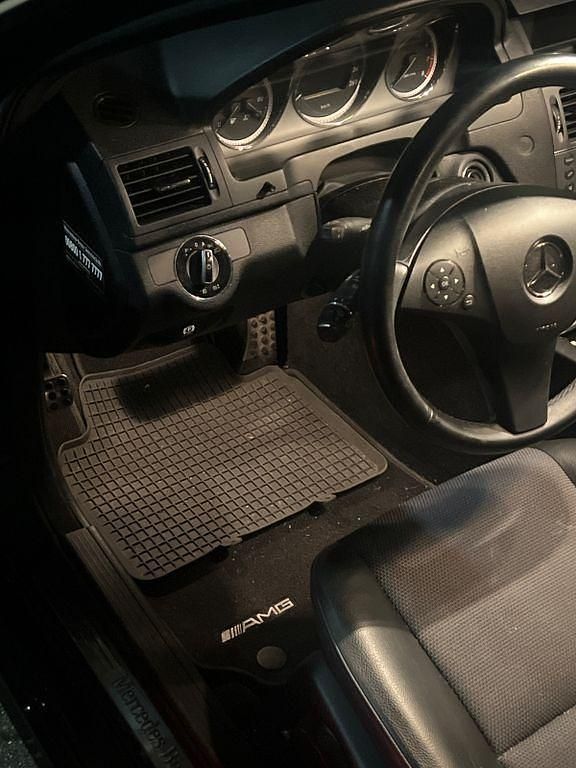 Gebraucht Mercedes C250 204 PS (150 kW) 2009 Schwarz Kombi