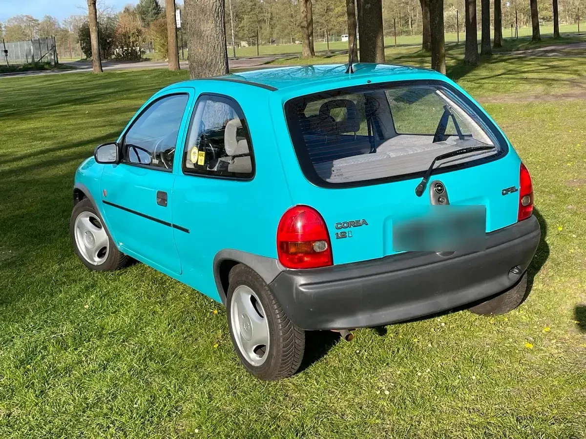 Gebraucht Opel Corsa Swing 45 PS (33 kW) 1994 Blau Kleinwagen