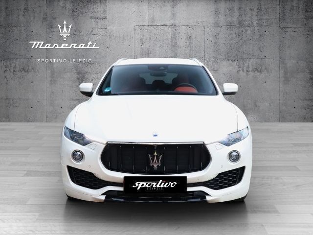 Bianco alpi Gebraucht 2018 Maserati Levante SUV | 48.311 € (Superpreis) - Bild 1/4