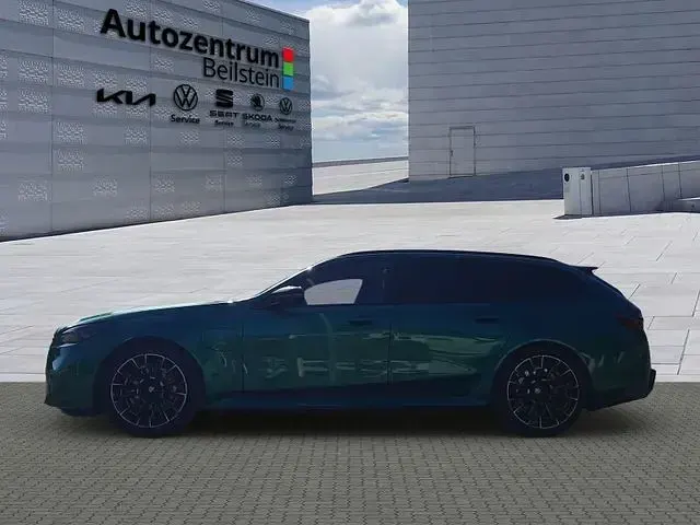 Gebraucht BMW M5 Basis 727 PS (534 kW) 2025 Grün Kombi