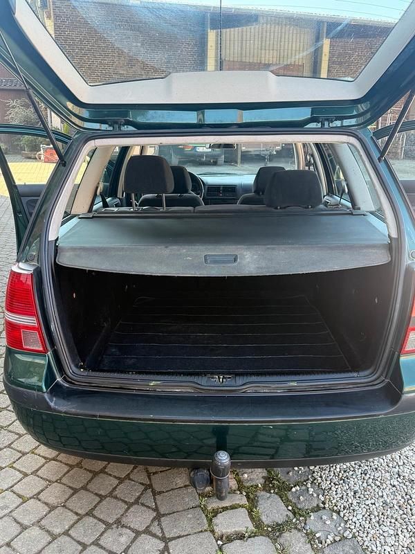 Gebraucht VW Golf IV 100 PS (73 kW) 1999 Grün Kombi