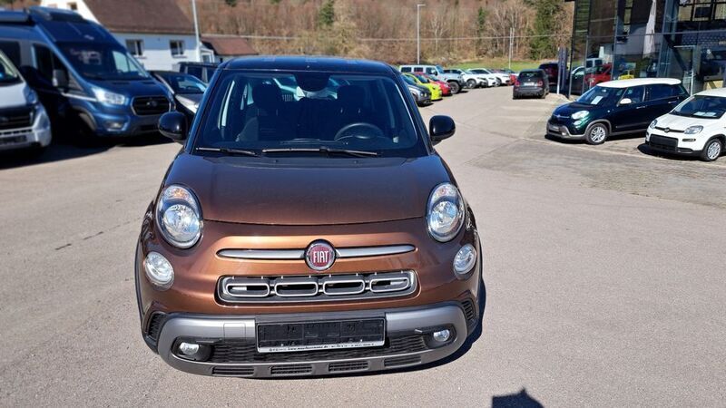 Gebraucht 2018 Fiat 500L Cross Van / Kleinbus | 9.490 € (Fairer Preis) - Bild 1/4