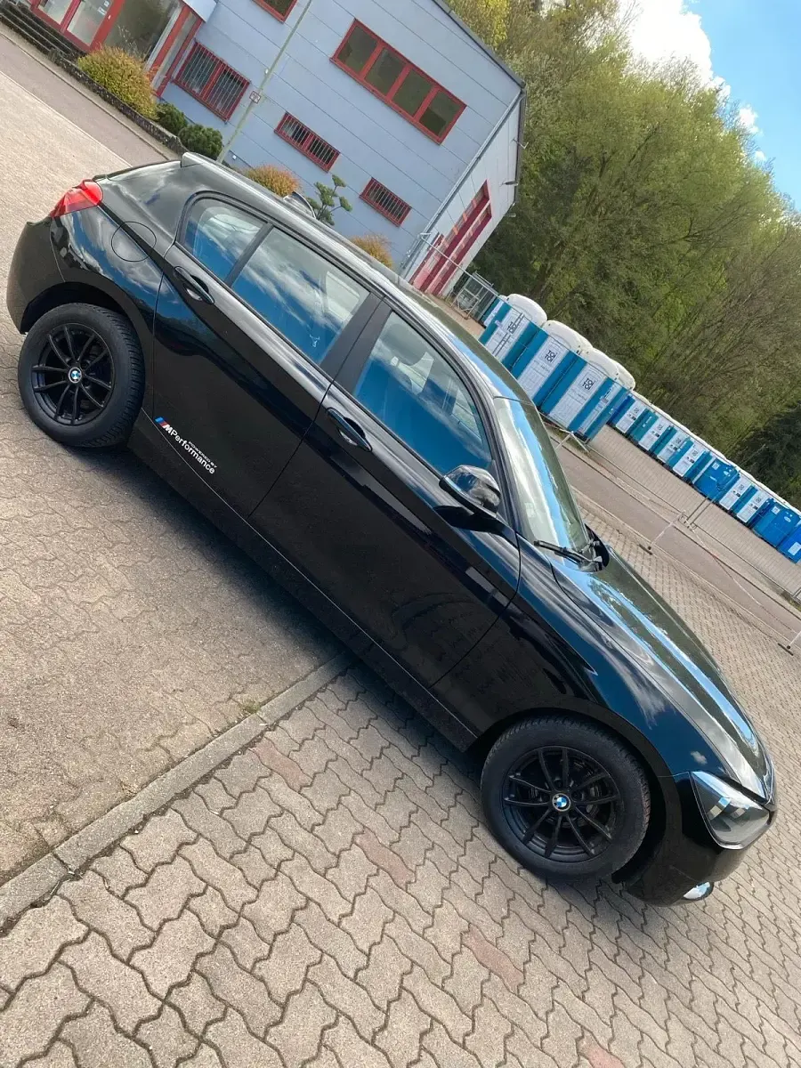 Brugt BMW 114 2014 Sort Hatchback