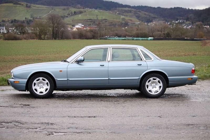 Gebraucht Jaguar XJ Sovereign 284 PS (208 kW) 2002 Blau Limousine