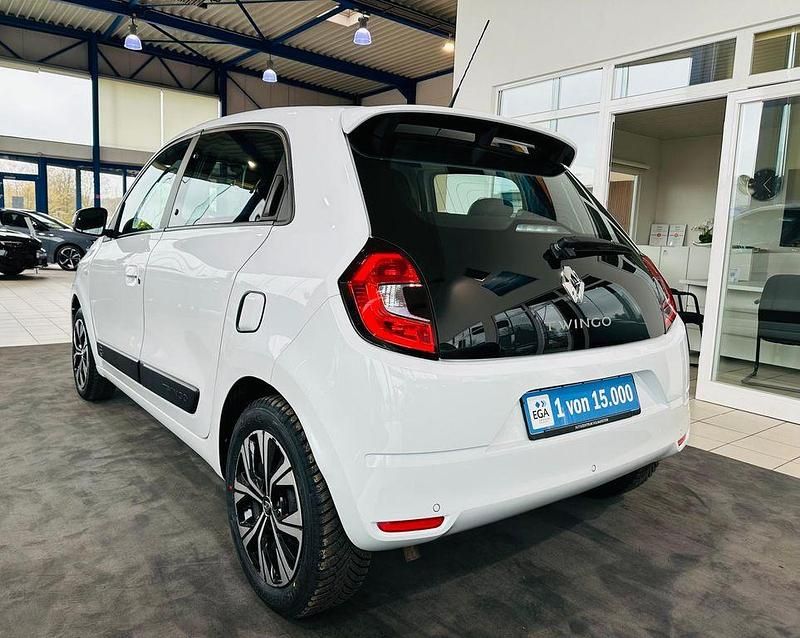 Gebraucht Renault Twingo SE 65 PS (47 kW) 2022 Weiß Kleinwagen