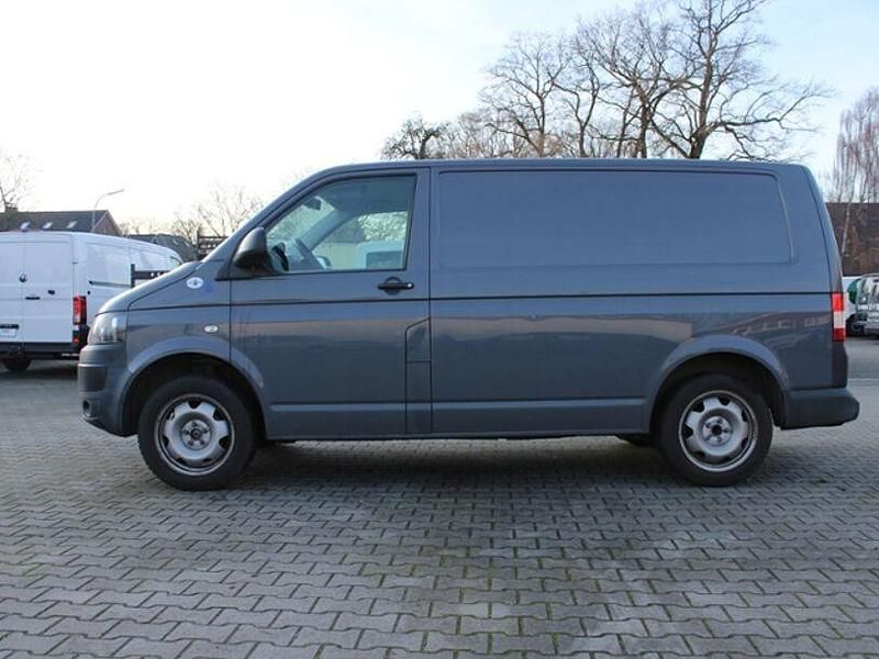 Gebraucht VW T5 102 PS (75 kW) 2014 Grau Van