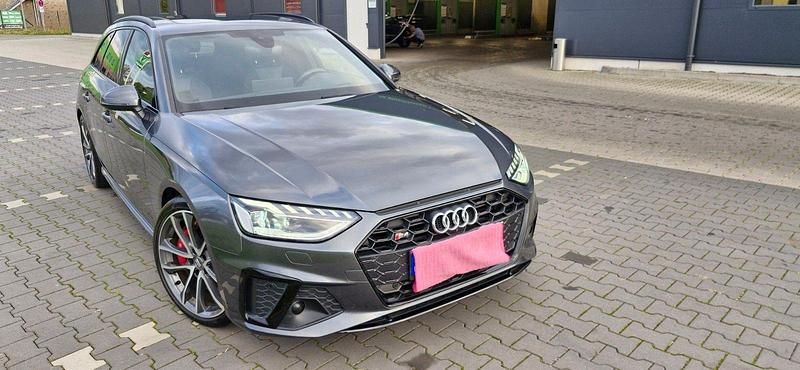 Grau Gebraucht 2020 Audi S4 Ambiente Kombi | 36.400 € (Superpreis) - Bild 1/4
