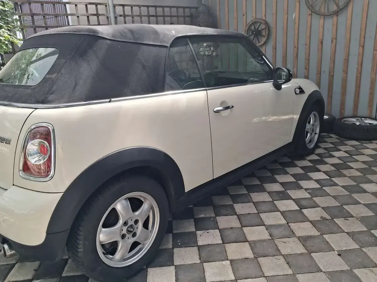 Occasion Mini Cooper D Cabriolet 111 PK (81 kW) 2011 Wit Cabriolet