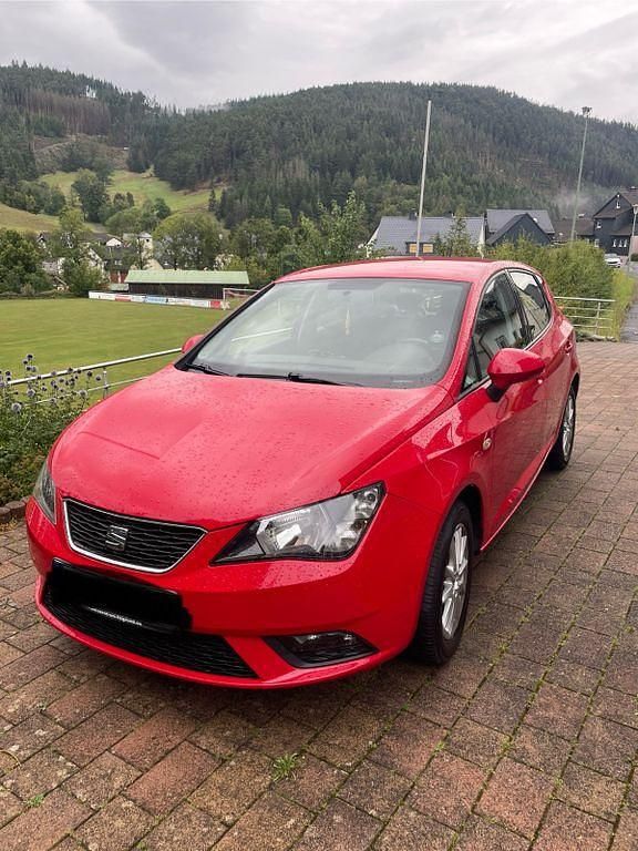 Rot Gebraucht 2017 Seat Ibiza Style Limousine | 8.500 € (Guter Preis) - Bild 1/4
