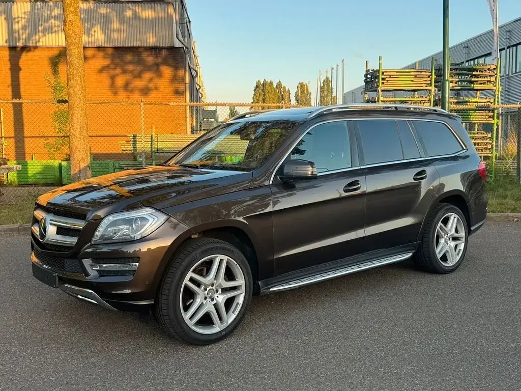 Gebraucht Mercedes GL350 AMG 258 PS (189 kW) 2014 Braun SUV