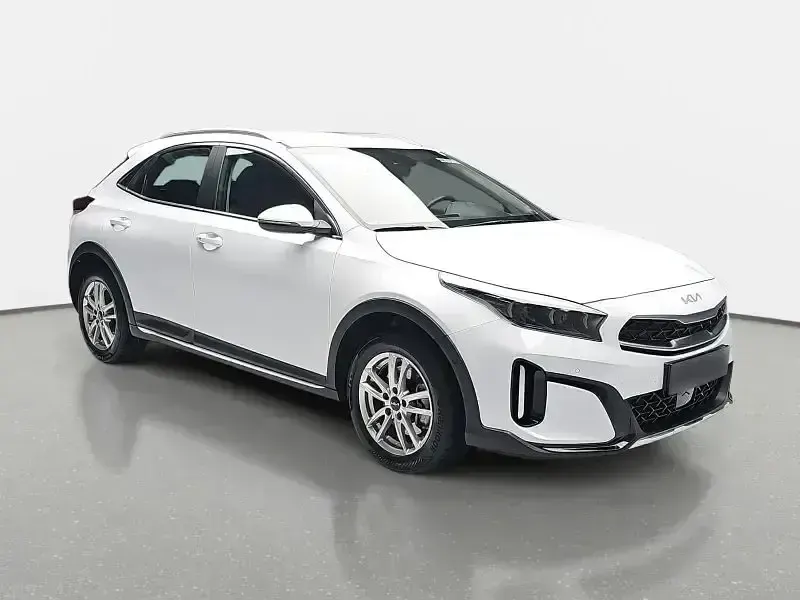 Gebraucht Kia XCeed Spirit 141 PS (103 kW) 2024 Weiß SUV
