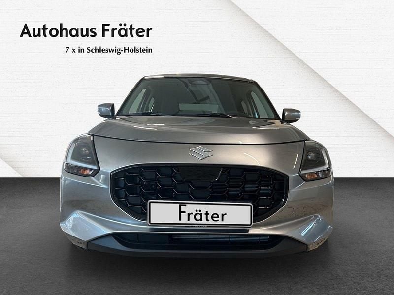 Neu Suzuki Swift Comfort 83 PS (61 kW) 2025 Silber Kleinwagen