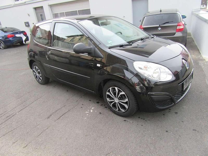Second-hand Renault Twingo Expression 76 CP (55 kW) 2009 Negru Hatchback