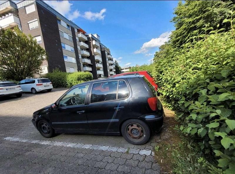 Gebraucht 2001 VW Polo Limousine | 700 € (Guter Preis) - Bild 1/3