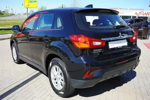 Gebraucht Mitsubishi ASX Active 117 PS (86 kW) 2019 Schwarz SUV