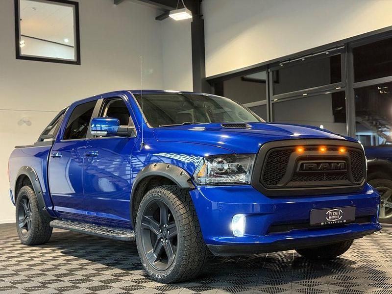 Blau Gebraucht 2018 Dodge Ram Abholung | 38.500 € (Fairer Preis) - Bild 1/4