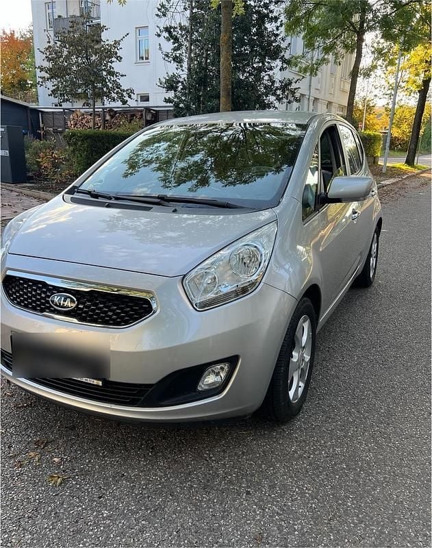 Silber Gebraucht 2012 Kia Venga Kleinwagen | 5.800 € (Guter Preis) - Bild 1/4