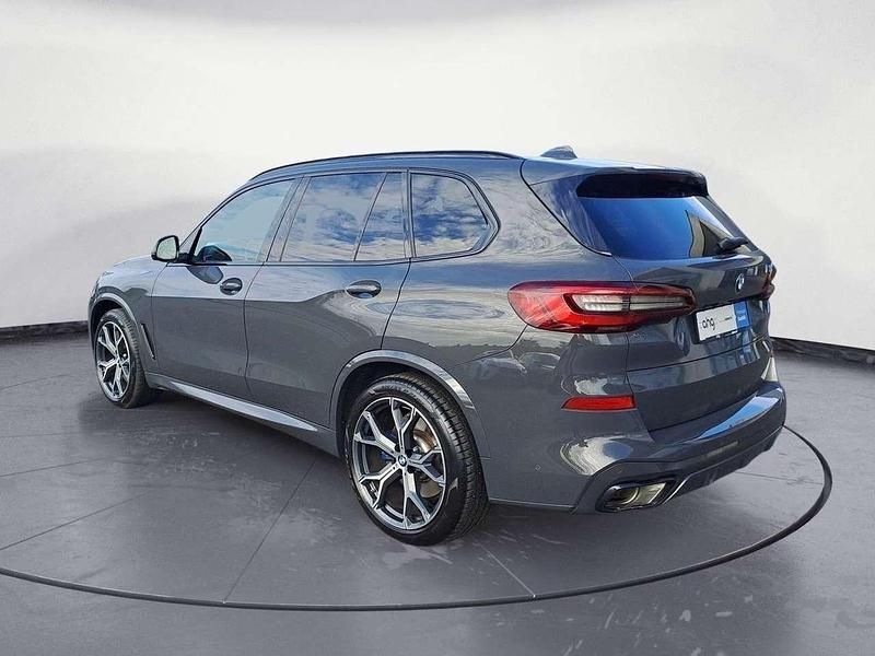 Gebraucht BMW X5 M 530 PS (389 kW) 2023 Dravitgrau metallic SUV