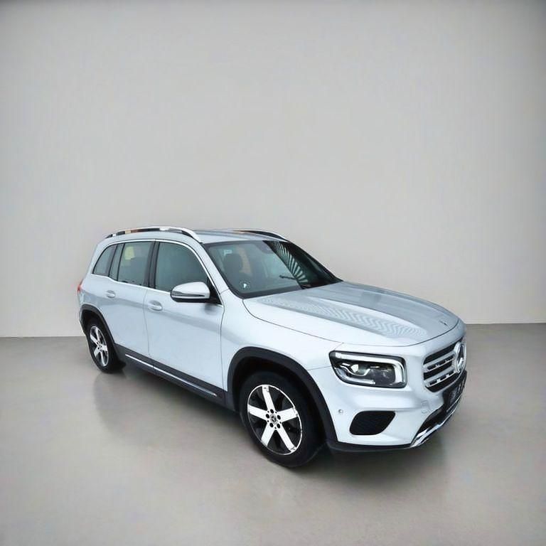 Gebraucht Mercedes GLB200 150 PS (110 kW) 2021 Silber SUV