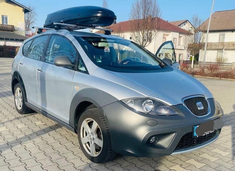 Gebraucht Seat Altea 170 PS (125 kW) 2010 Silber Van / Kleinbus