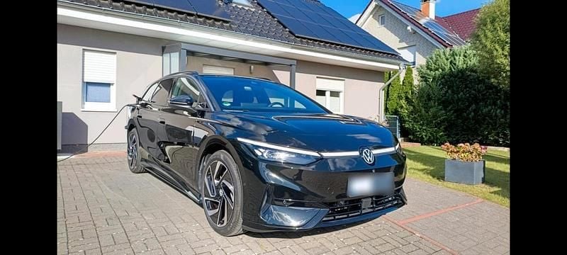 Gebraucht VW ID.7 Pro 210 kW (286 PS) 2025 Schwarz Kombi