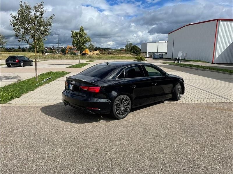 Usata Audi A3 Design 190 CV (139 kW) 2017 Nero Berlina