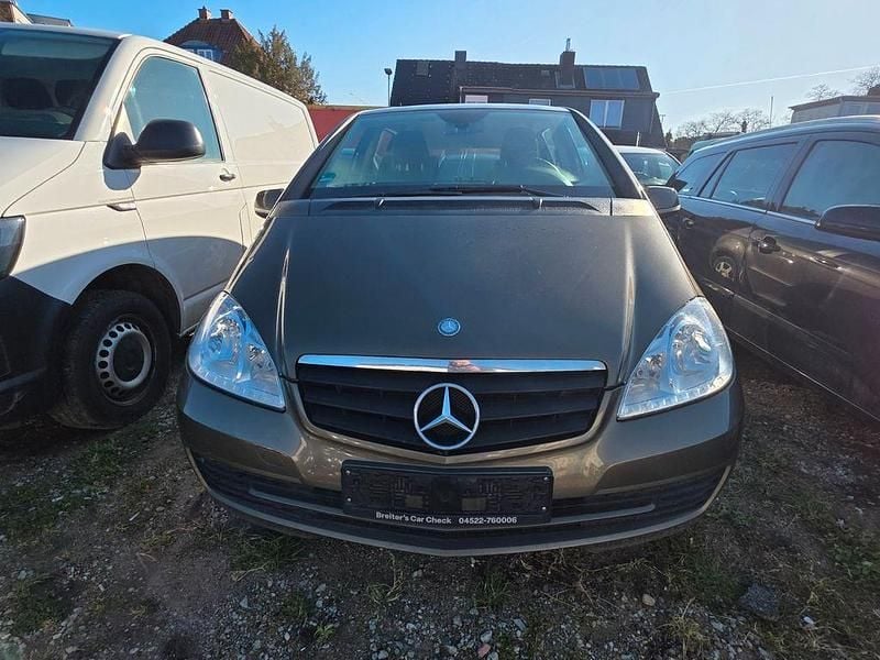 Gebraucht Mercedes A160 95 PS (69 kW) 2011 Limousine