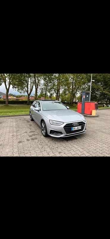 Second-hand Audi A4 Advanced 204 CP (150 kW) 2021 Argintiu Break