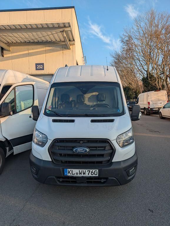 Gebraucht Ford Transit 131 PS (96 kW) 2022 Weiß Limousine