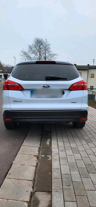Second-hand Ford Focus 101 CP (74 kW) 2015 Alb Break