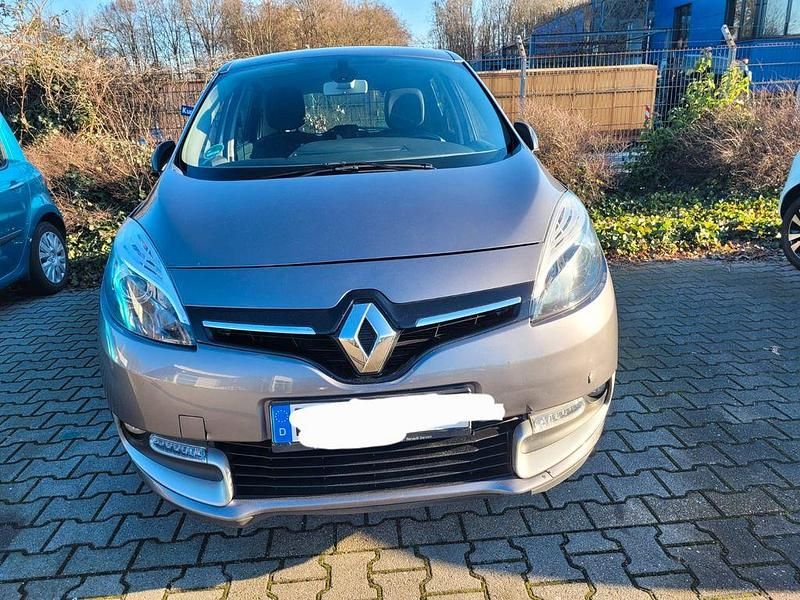 Grau Gebraucht 2015 Renault Grand Scénic III Van / Kleinbus | 3.689 € (Guter Preis) - Bild 1/4