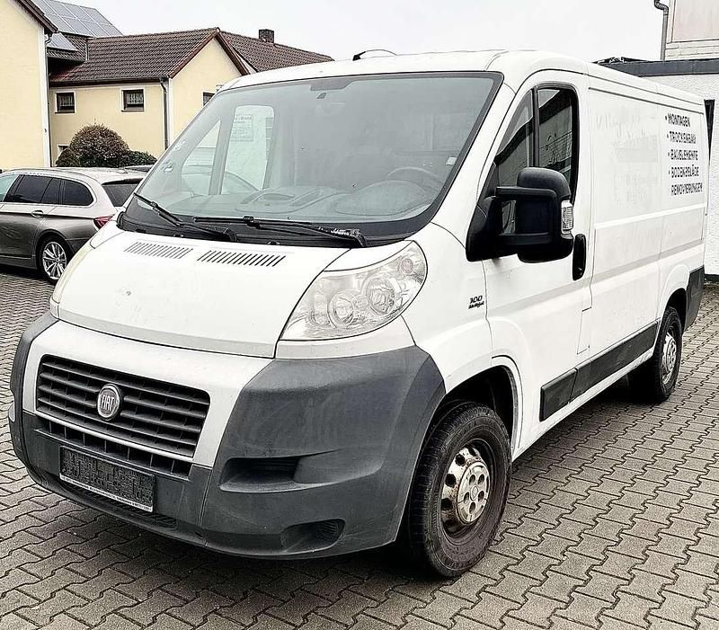 Weiß Gebraucht 2010 Fiat Ducato Van | 4.900 € - Bild 1/4