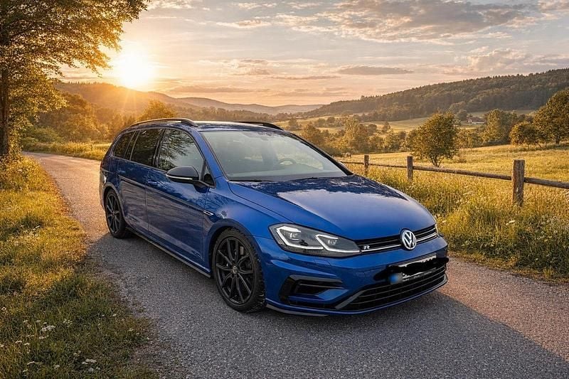 Gebraucht VW Golf VII R 300 PS (220 kW) 2020 Blau Kombi