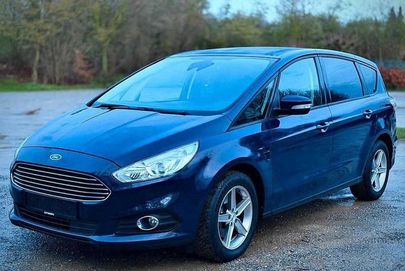 Gebraucht Ford S-MAX S 160 PS (117 kW) 2017 Blau Van / Kleinbus