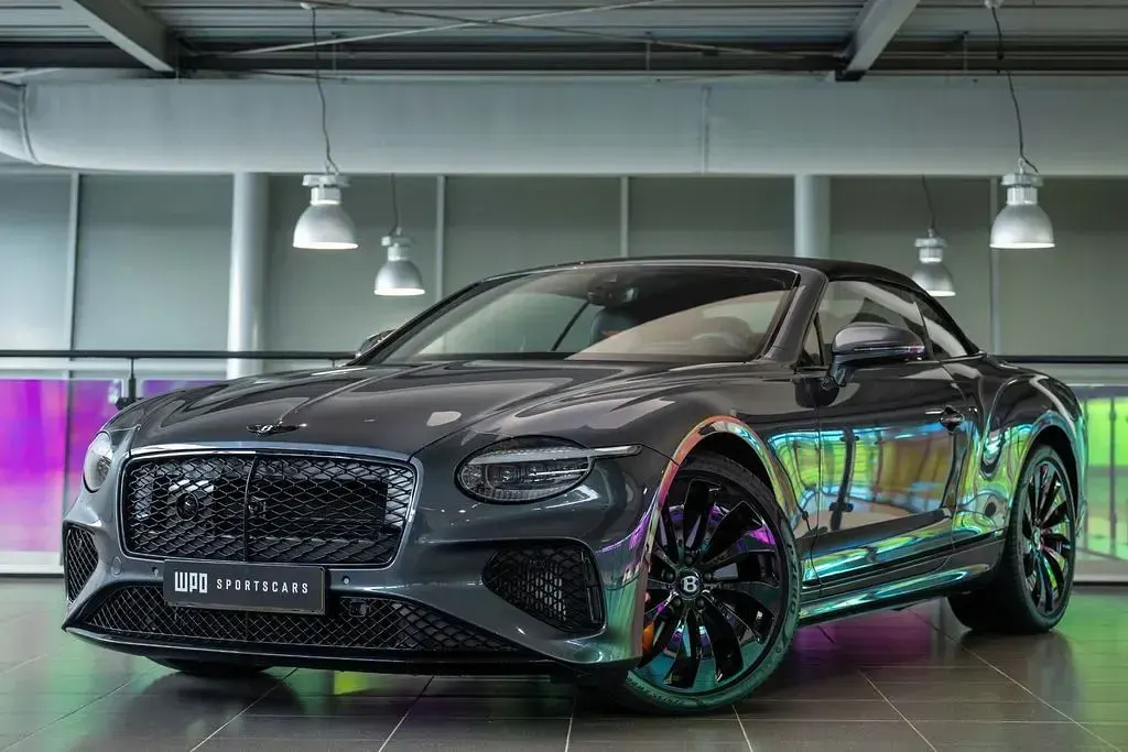 Gebraucht Bentley Continental 519 PS (381 kW) 2026 Grau Cabrio