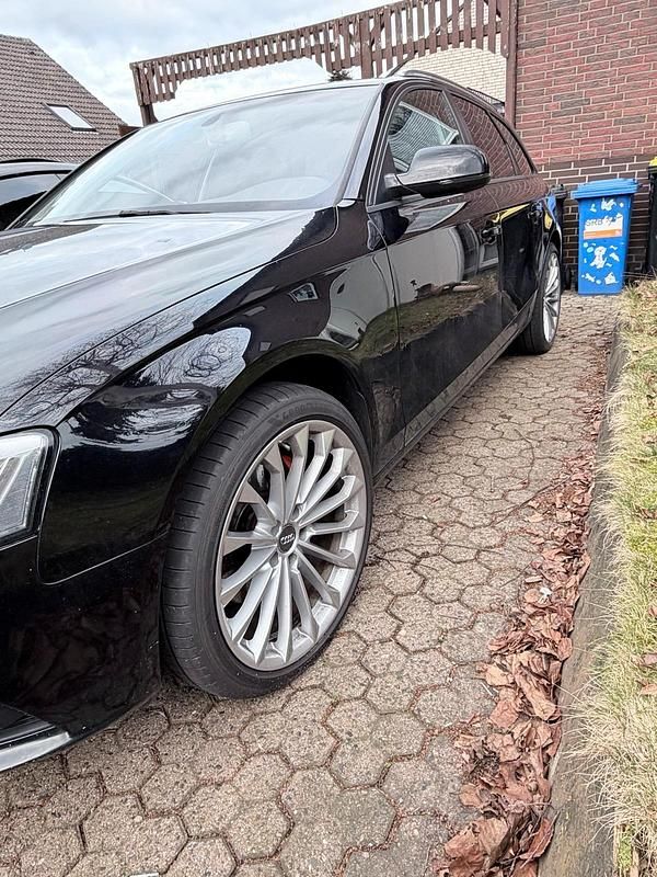 Gebraucht Audi A4 204 PS (150 kW) 2013 Schwarz Kombi