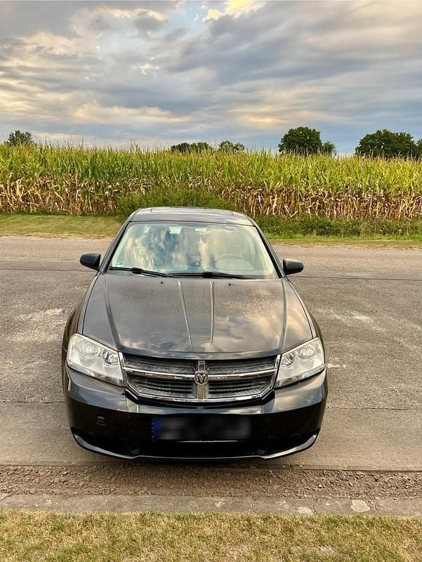 Schwarz Gebraucht 2008 Dodge Avenger Limousine | 3.999 € - Bild 1/4