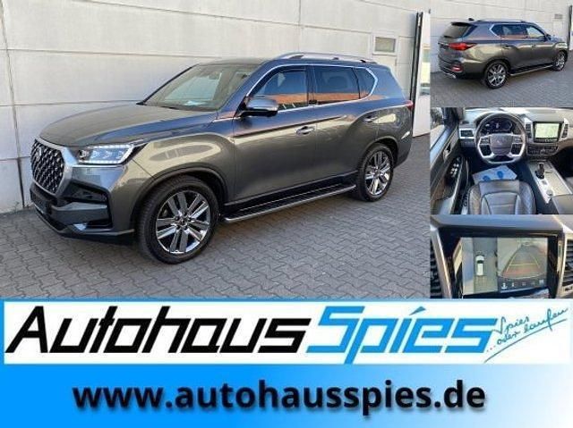 Grau metallic Gebraucht 2022 Ssangyong Rexton Sapphire SUV | 29.989 € (Guter Preis) - Bild 1/4