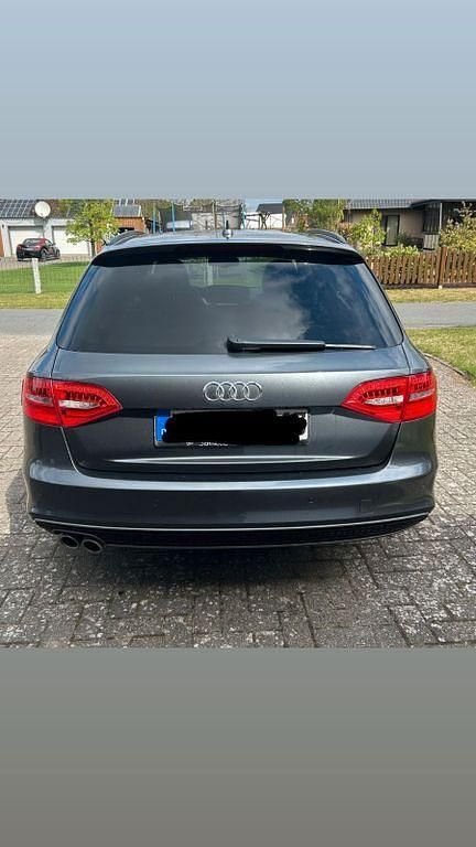Gebraucht Audi A4 S-Line 150 PS (110 kW) 2015 Schwarz Kombi