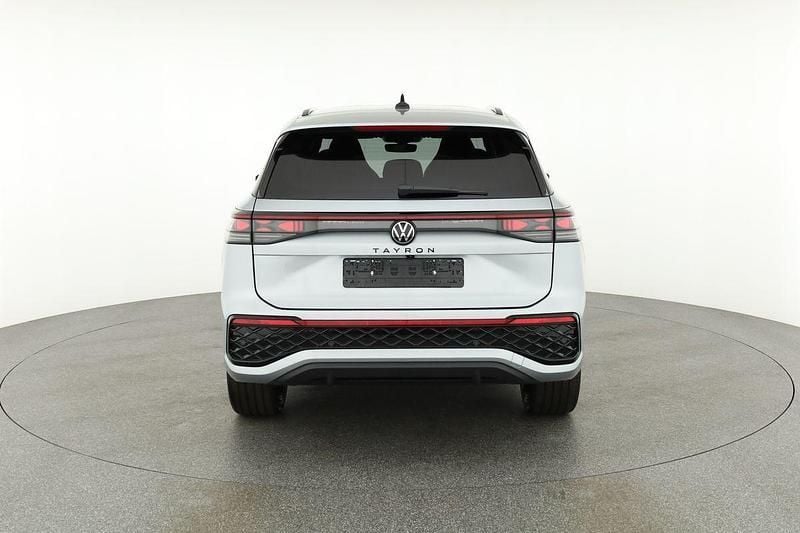 Oyster silber metallic Neu 2025 VW Tayron R-line SUV | 52.475 € - Bild 1/4