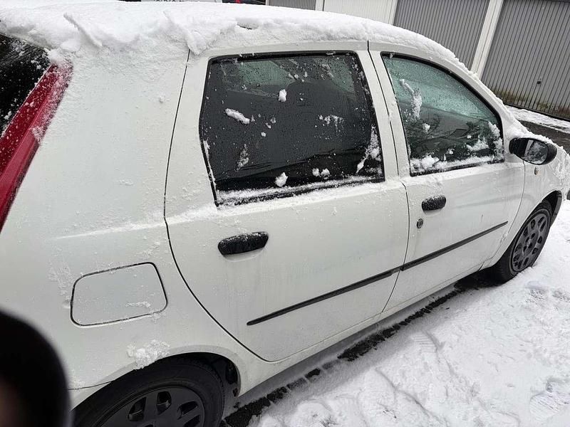 Gebraucht Fiat Punto 80 PS (58 kW) 2001 Limousine