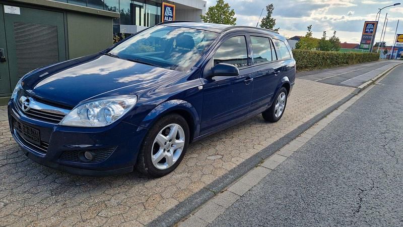 Gebraucht Opel Astra 120 PS (88 kW) 2008 Blau Kombi