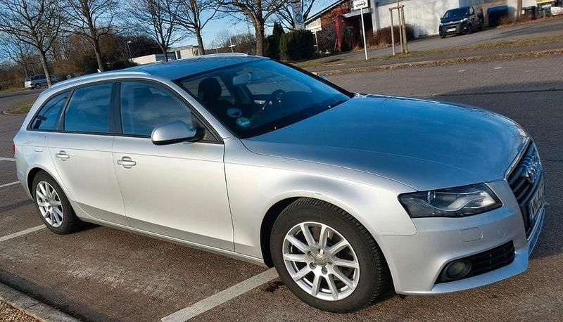 Gebraucht Audi A4 Ambiente 143 PS (105 kW) 2011 Silber Kombi