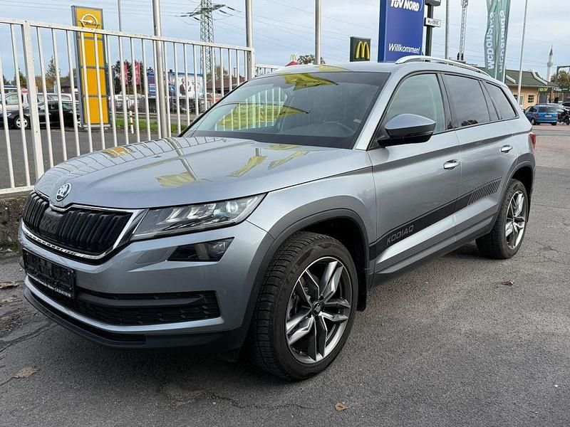 Grau Gebraucht 2019 Skoda Kodiaq Ambition SUV | 19.900 € (Superpreis) - Bild 1/4