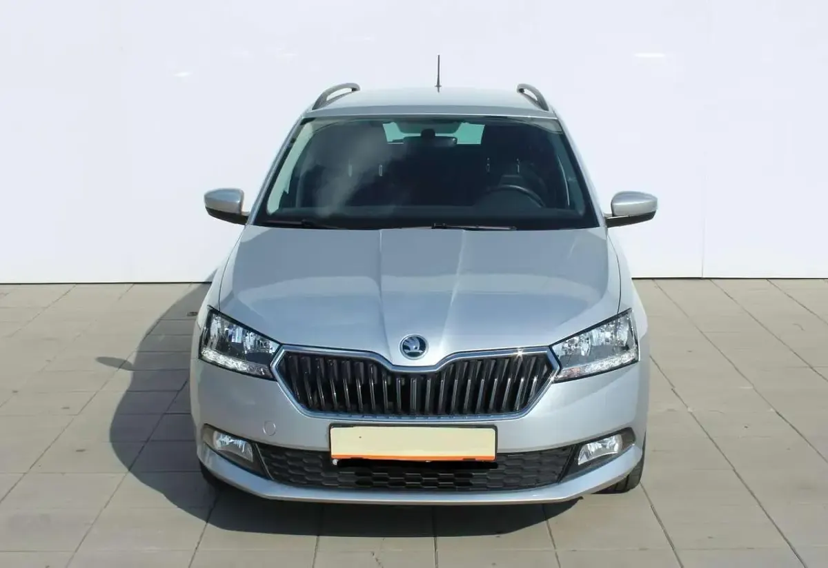 Gebraucht Skoda Fabia Ambition 95 PS (69 kW) 2023 Brilliantsilber Kleinwagen